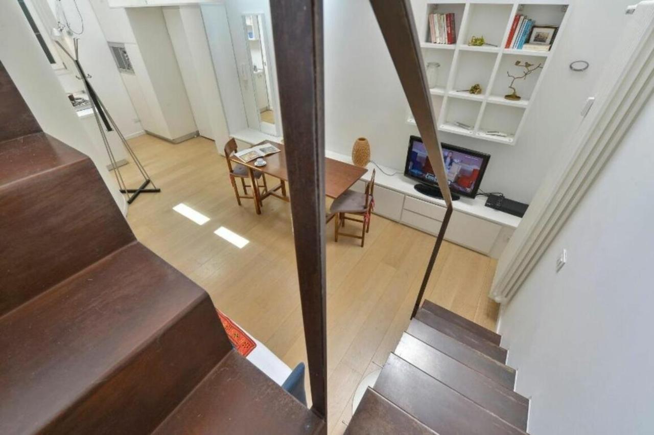 Appartamento De Bernardi By Halldis Milano